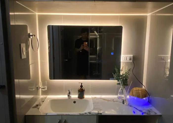 Maison Victoire Aparthotel Manila